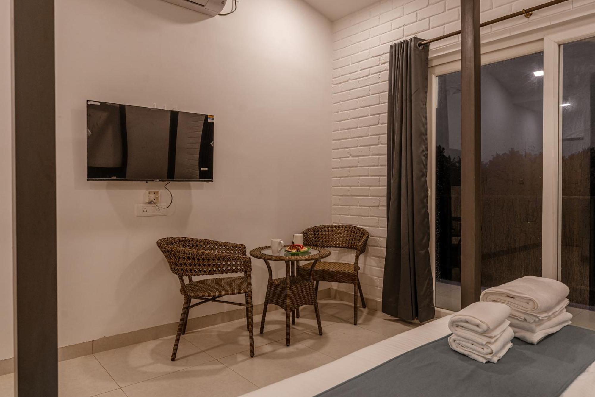 Downtown Arambol - The River Side Hostel ภายนอก รูปภาพ
